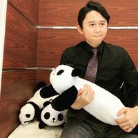 「面白くて天才でカッコイイ」有吉弘行、可愛らしい打ち合わせ姿を公開し話題