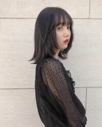 ダークカラーな新しい髪色の江野沢愛美に絶賛の声 「天才的にかわいい」「めちゃめちゃ素敵な色」