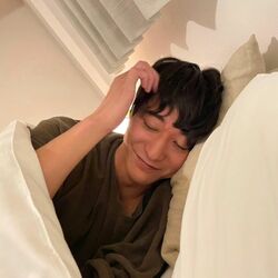 「奥さん目線最高」トリンドル玲奈が撮影？ 夫・浅香航大の可愛すぎる寝顔ショットにファン悶絶