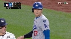 大谷翔平、“微かに当たった”死球に見た世界一への執念　迷わず一塁へ「打てなくても」思い滲んだ瞬間