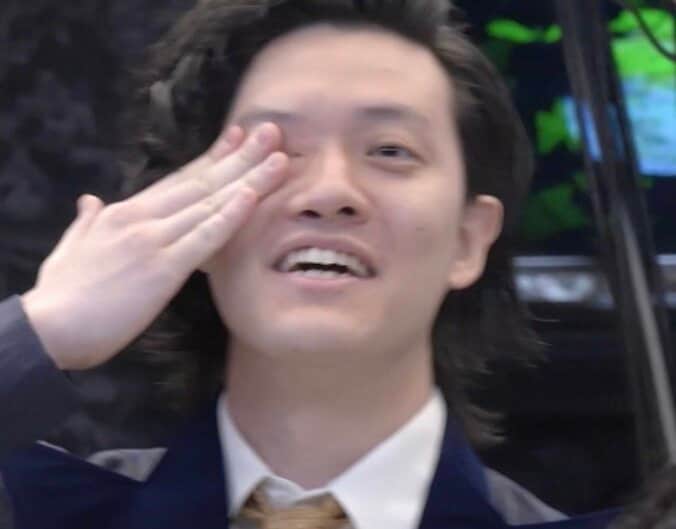 願いを叶えるコンカフェ嬢が選んだスクラッチの結果に全員総立ち