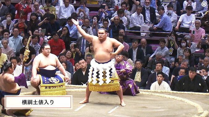 横綱土俵入り