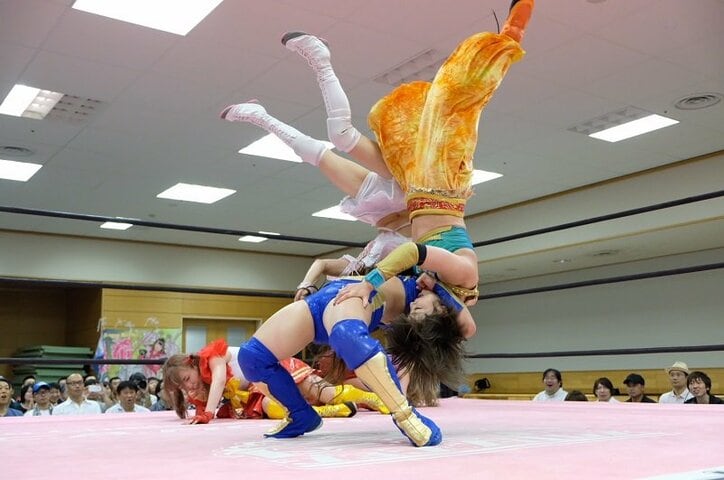 “筋肉アイドル”才木玲佳、“クビドル”伊藤麻希とのタッグ結成を語る「まず個性がぶつからないようにしないと（笑）」