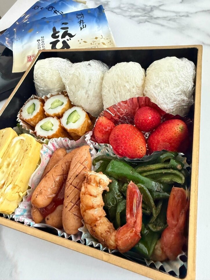 妻・花音さんの手作り花見用弁当