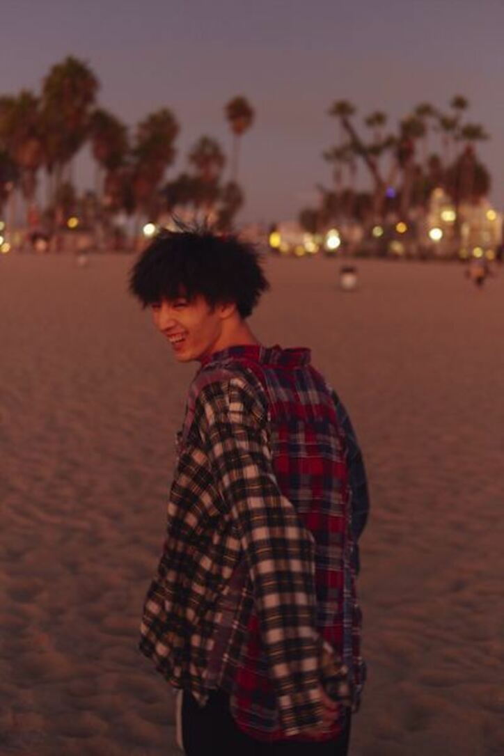 清水尋也ファースト写真集 『FLOATING』 留学先のロサンゼルスで撮影