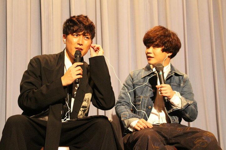 間宮祥太朗&矢本悠馬、タクシーの降り際はキスが恒例「チューしないと降りない」