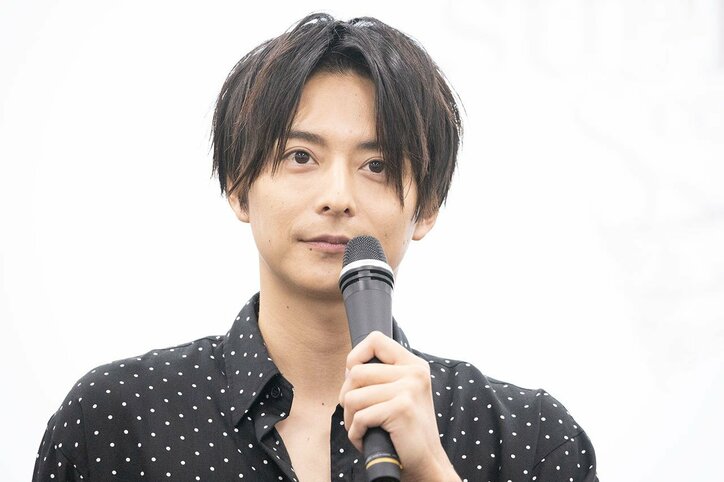 【画像】小池徹平、留学中のウエンツ瑛士は「ヒゲを生やし毛むくじゃら。凛々しくなった」