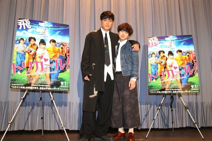 間宮祥太朗&矢本悠馬、タクシーの降り際はキスが恒例「チューしないと降りない」