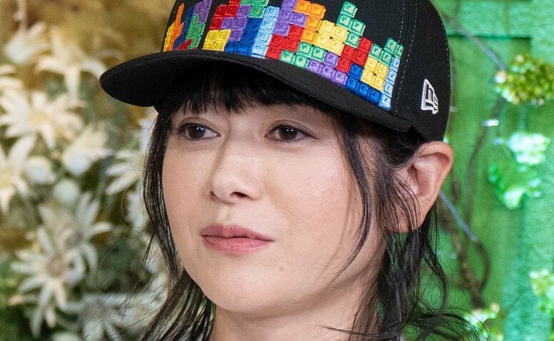 高齢出産が話題・真木よう子（43）、16歳長女＆0歳次女の2ショットに絶賛の声「美人さん！」