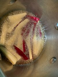 山川恵里佳『お弁当作る』