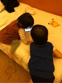 友利新『スマホ育児は悪⁈』