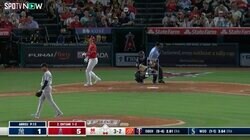 大谷翔平、“四球確信歩き”も判定は三振　一塁への歩みを止めて天を仰ぐ　一方相手投手も自信満々で“確信帰り”