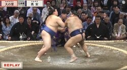 「なんの音だったんだ？」横綱・大の里、高安撃破で響いた衝撃音 ど迫力の一番にファン戦慄