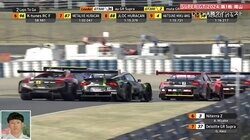 いや、ぶつかってる！残り2周で壮絶ドッグファイト勃発 「密です！」タイヤ同士がぶつかり合う「大混戦」にファン大興奮