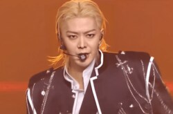 「ユウタ生歌強い」「めちゃ脱ぐやん」NCT 127、6人で圧倒的存在感を示す爆発的ステージ！ジャニーは見事な胸筋もあらわに、トレンド入りも『KBS歌謡祭』