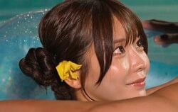 白肌まぶしい美女ダンサー、浮き輪の中で年上イケメンと密着…「目合わせてもらっていい？」上目遣いで積極アピール！