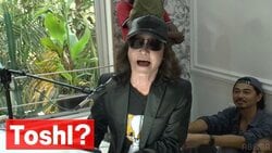 ToshIがアフリカで群衆に囲まれ熱唱！「カオスw」「なぬ本物！？」ひろゆきのアフリカ旅に注目集まる