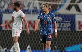 「サッカーやるなら上目指せよ」本田圭佑の投稿に試合後の堂安律が質問「日本代表のことでしょうか？」、本田の回答は…