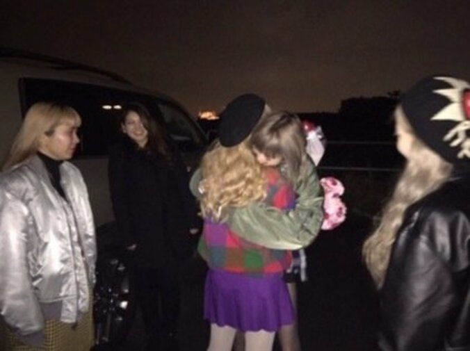 ぺこ、王子姿のりゅうちぇるに「涙が止まらんかった」　馬車を使ったプロポーズに反響 4枚目