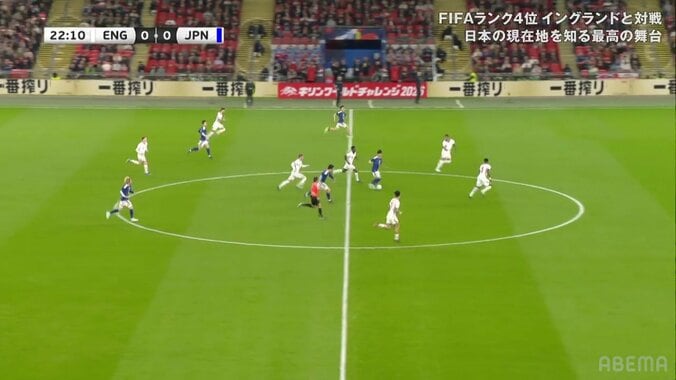 「三笘劇場」三笘薫、ボール奪取→ドリブル→パス→フィニッシュの圧巻カウンター！「崩しきったぞ」ブルーロックばりゴラッソでイングランド代表を完全攻略 4枚目