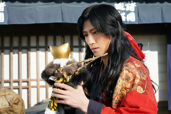 鈴木拡樹・安井謙太郎・崎山つばさ・鈴木絢音ら大集結『死神遣いの事件帖 -傀儡夜曲-』場面写真