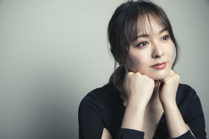 貫地谷しほり、ダメ男・北原白秋を演じた大森南朋に母性を感じる　『この道』インタビュー