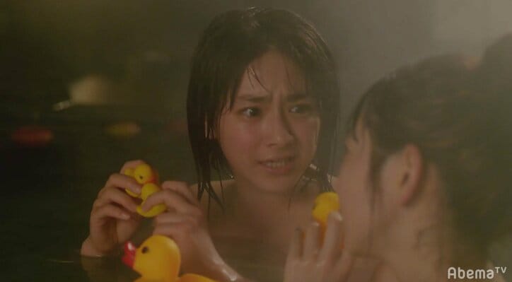 平祐奈＆岡本夏美のすっぴん入浴シーンに反響「ふたりとも可愛すぎる」