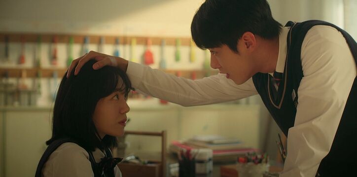 「完全にハマった」沼落ちする視聴者続出！話題の女優カン・ヘウォン、無理やりの恋人宣言に恋愛経験の少なさがバレる！？『青春ブロッサム』第5＆6話