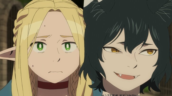 【写真・画像】アニメ『ダンジョン飯』何者かの奇襲を受けるライオス、正体はシュローのパーティーに同行していた従者の少女だった…第19話先行カット・あらすじ・WEB予告公開　3枚目