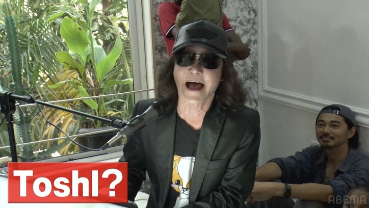 ToshIがアフリカで群衆に囲まれ熱唱！「カオスw」「なぬ本物！？」ひろゆきのアフリカ旅に注目集まる