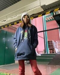 「スタイル良くて羨ましい」「メチャ可愛い」工藤静香、パーカ&ニット帽のカジュアルコーデを披露し反響