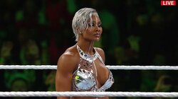 “規格外”女子レスラー、リングインだけで騒然 圧倒的強さに「X-MENのストームだな」「ラスボス感えぐい」