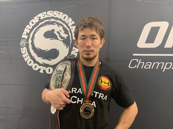 「やり残したことはない…」緻密な戦略で“侵略者”に勝利 修斗を愛する王者・岡田遼の涙のワケ