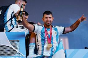 【W杯】「なんて恥ずかしい」　メッシ盟友アグエロ、笑顔の暴言にファン失望…仏MFが標的、50万人にライブ発信