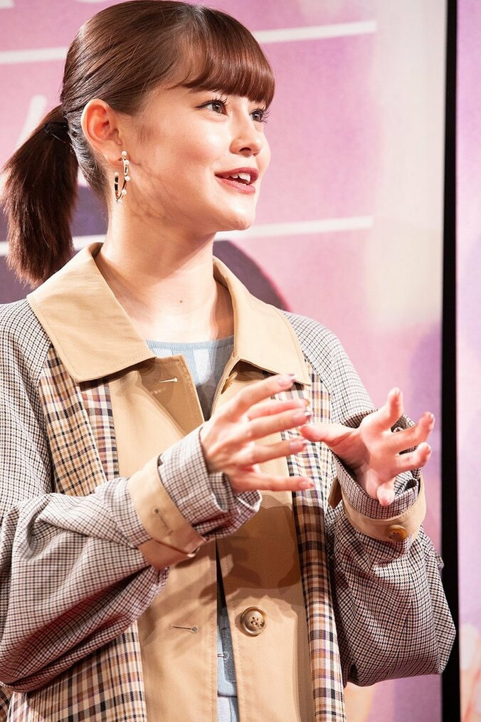 飯豊まりえ、コンプレックスは「顔が薄いこと」 12枚目