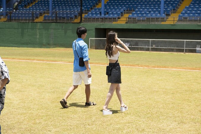 一昨日の夜は抱きしめ合って愛を誓ったのに…男の心変わりに涙する女『シャッフルアイランド Season2』 2枚目