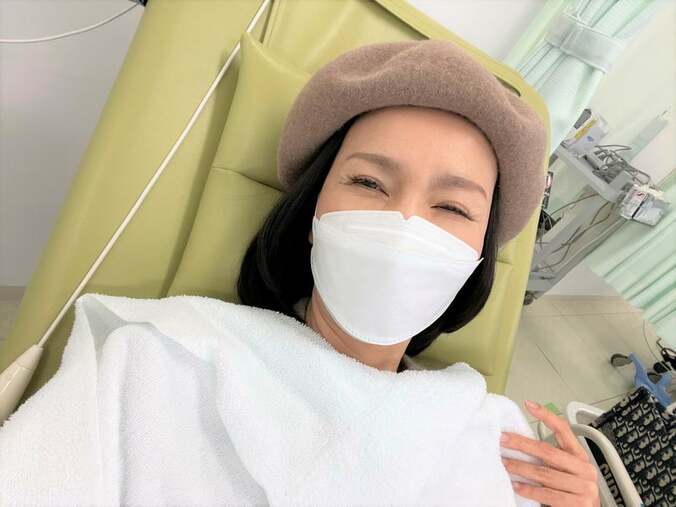 著者で起業家のエリカさん、食道がんへの転移を疑った症状「先生、これって食道がん？食道に転移したと思う？」  1枚目