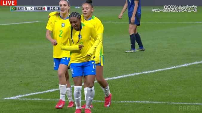 「ノリノリやなw」ブラジル女子FWが日本戦でダメ押し弾→ ドヤ顔で“謎セレブレーション”「ケロリン腹立つなw」「ダンス可愛い」 4枚目