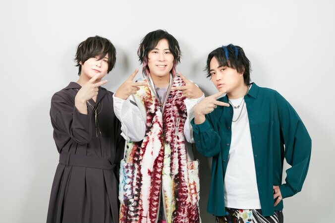 白井悠介、“Fling Posse”のライブは「おもちゃ箱」 シブヤ・ディビジョン“Fling Posse”の中王区CDリリースや『第三回ディビジョン・ラップバトル』の開催も発表に！ 2枚目