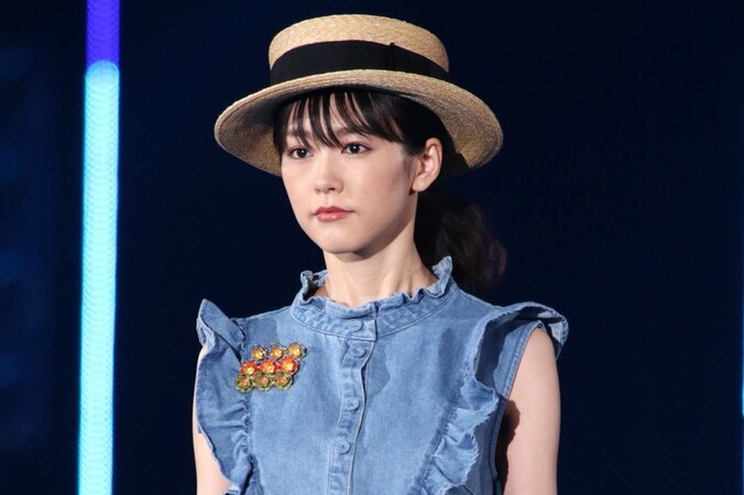 桐谷美玲、親友・佐藤ありさとの2ショットで妊娠を祝福「心からおめでとう」 1枚目