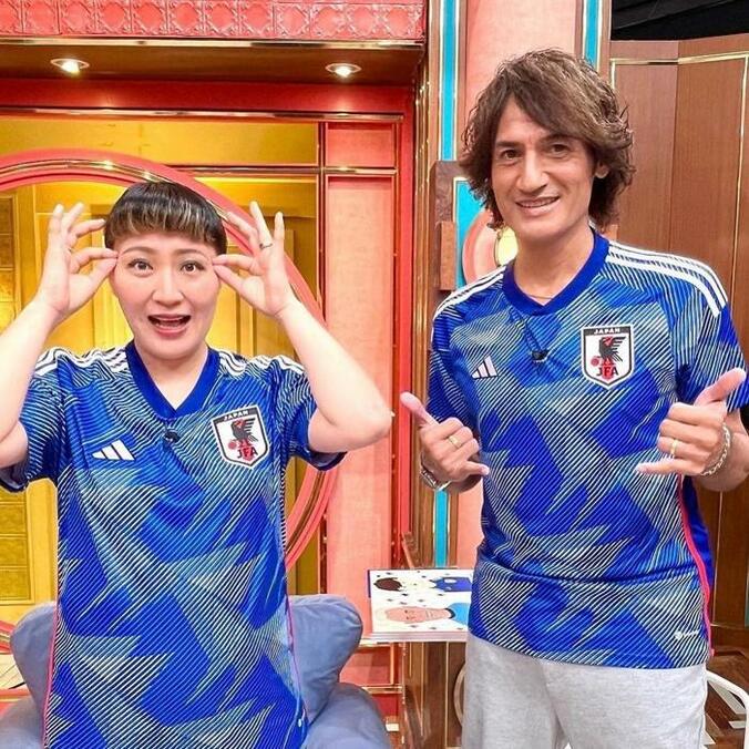  丸山桂里奈、お腹の中を蹴りすぎる第1子の様子「将来はサッカー選手かな？」  1枚目