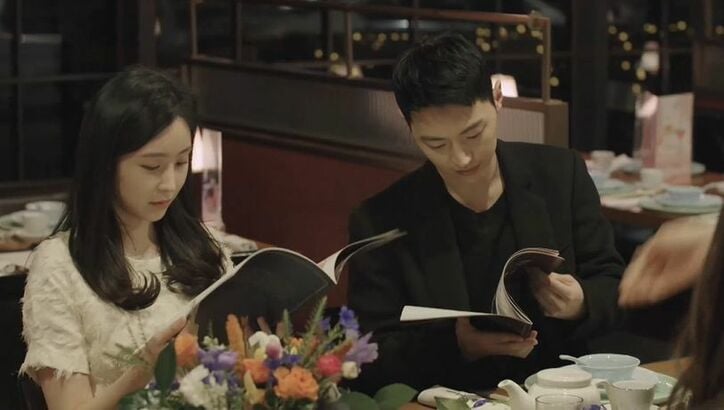 新メンバー・大人系イケメンの登場に女子たちがどこかソワソワ…落ち着かないディナーに