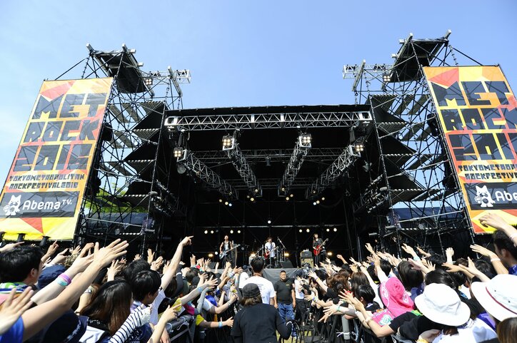ゲスの極み乙女。、サカナ、THE BAWDIESらにオーディエンス歓喜 ライブ写真とセットリストを公開【メトロック2016 東京開催day1】