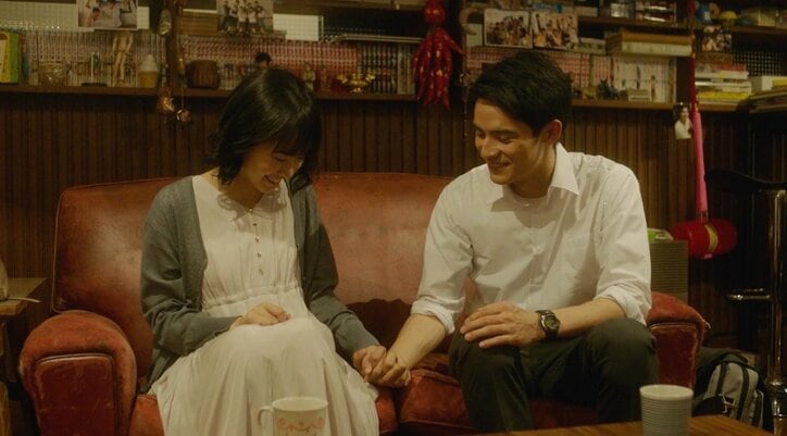 岡田健史＆小川紗良の初々しいラブシーンに視聴者ほっこり「かわいい」「ピュアすぎる」 3枚目