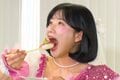 崖っぷちアイドル、大量ワサビ寿司を食べた後の表情に驚きの声