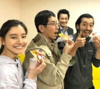 『CRISIS』小栗旬、金子ノブアキとら仲良しスイーツタイム