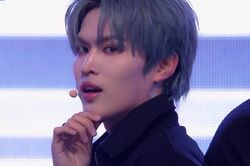 「ひとりだけレベチ」「逆にできないことないの？」ダンスもラップもうますぎて…青髪の19歳日本人練習生にやまない賞賛の声