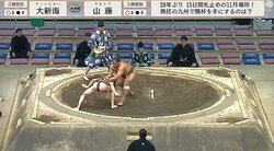 「なんやコイツ」「信じられない」細マッチョ力士、“異次元の体幹”で逆転勝利 館内騒然