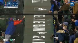 千賀滉大の行動に少年ファンが“ぴょんぴょん”飛び跳ねて歓喜 ほっこりシーンにスタジアムのファンから拍手喝采も