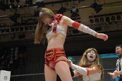 “旧姓・赤井沙希”、赤井沙希七番勝負に衝撃の登場「私たちは似た者同士」